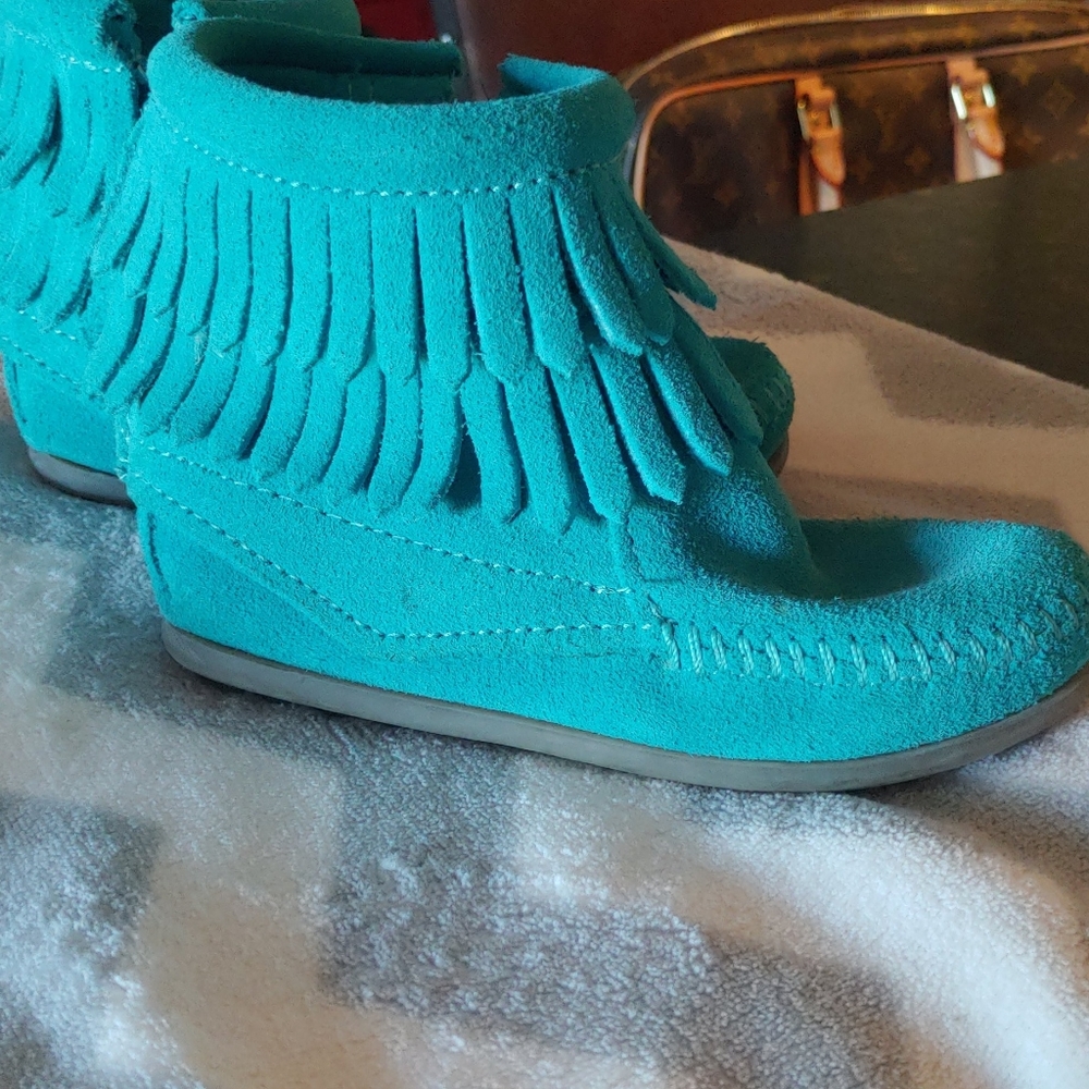 Moccasins youth size 8